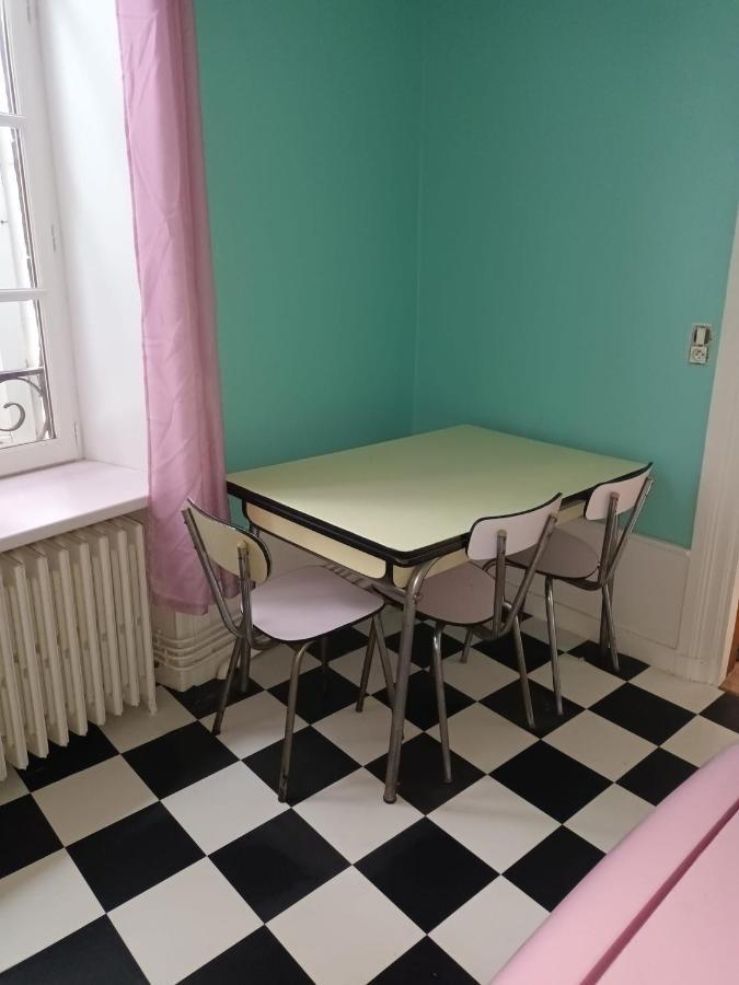 梯也尔Vintage ,La Capsule Temporelle Wifi Draps Parking Publique Gratuit公寓 外观 照片